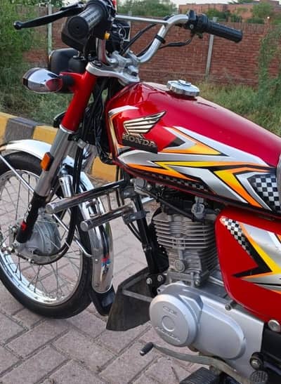 Honda 125 model 25 applied for in abbottabad 0333-5311318
