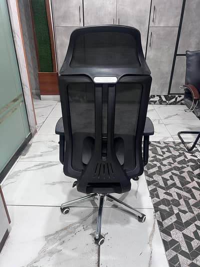 Premium Executive Office Chair – Special Offer!
