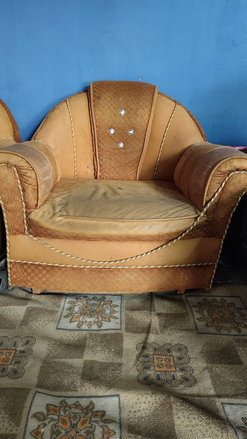Sofas set for sale 1