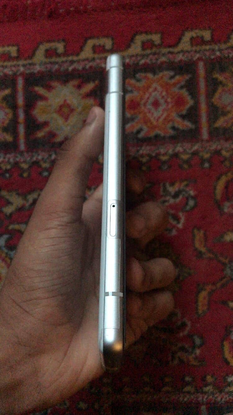 Google Pixel 7a 3