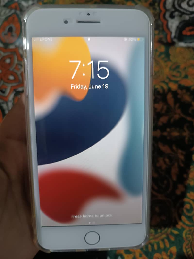 Apple iPhone 7 Plus 1