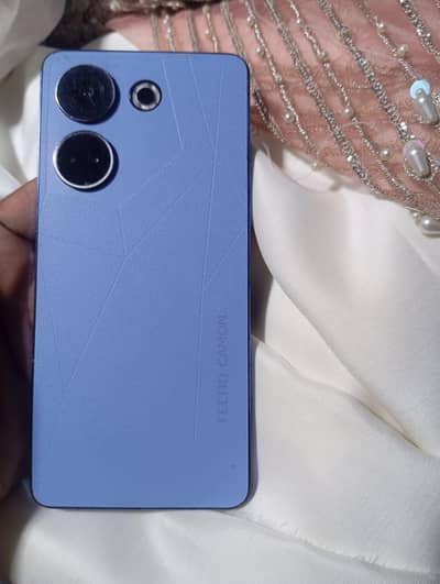 Tecno CAMON 20