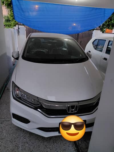Honda city 1.2 cvt showroom condition