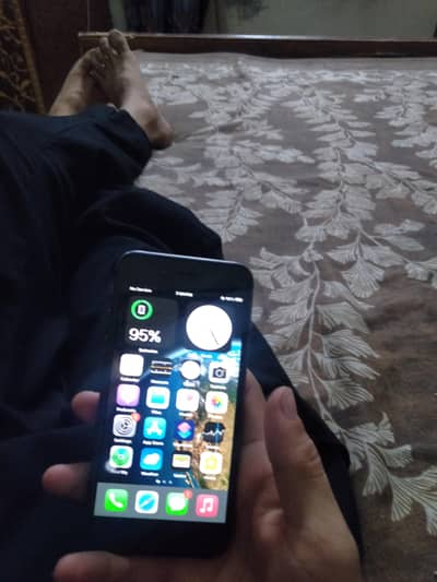 Apple iPhone 8 battery service pr ha