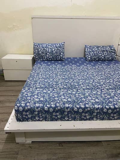 king size bed