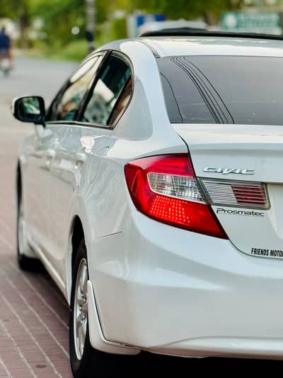 Honda Civic VTi Oriel Prosmatec 2014 UG