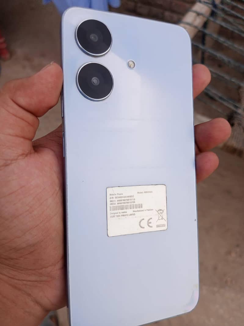 Realme Note 60 4