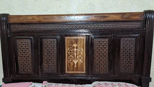 king size bed with side tables good quality