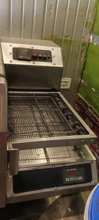 pizza convere oven