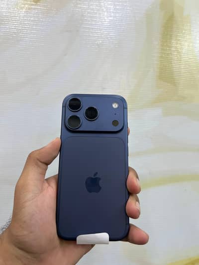 iPhone 17 Pro 256GB – 100% Battery Non active