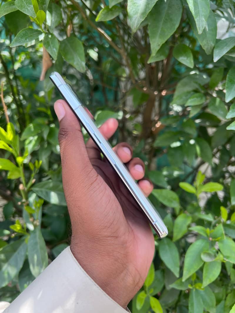 Google Pixel 7 Pro 2