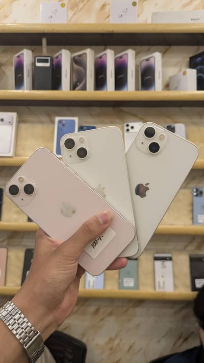 Apple iPhone 13