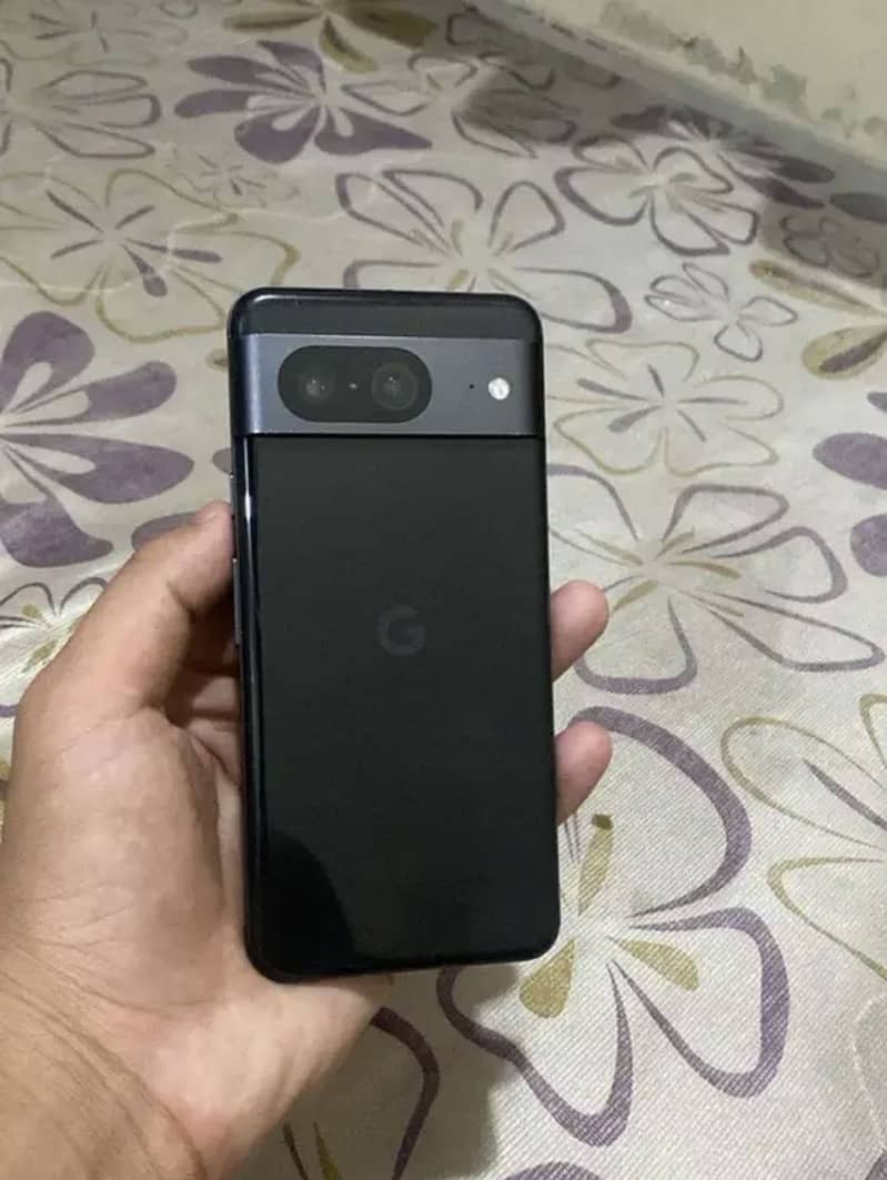 Google Pixel 8 1