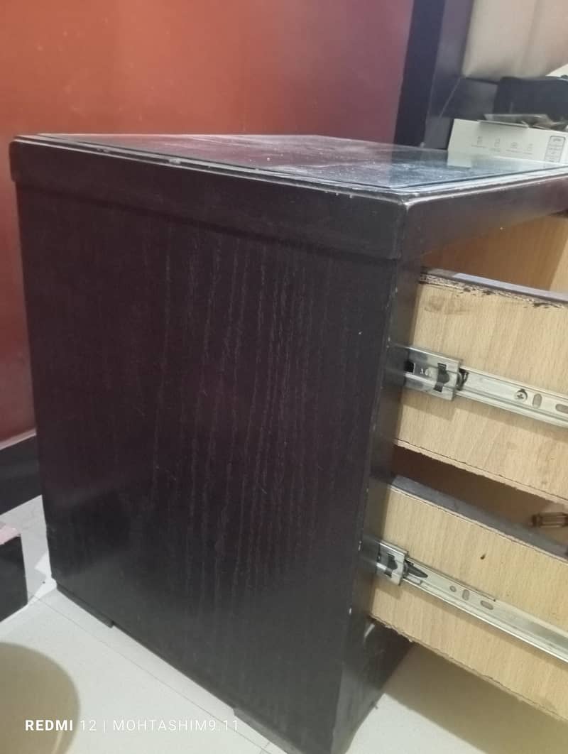 SIDE TABLES (TWO) 1