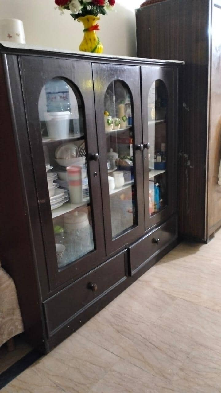 Show Case and Dressing Table 4