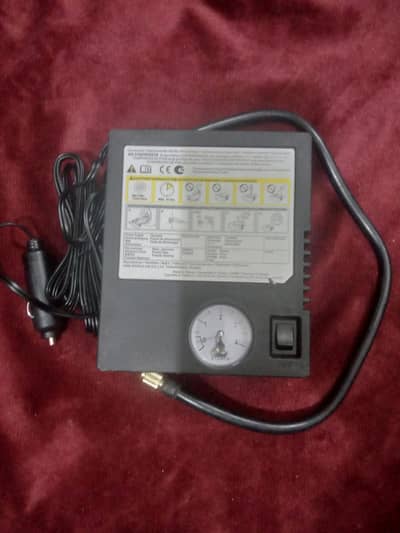 Original Taiwan 12V Tyre Air Compressor with Pressure Gauge