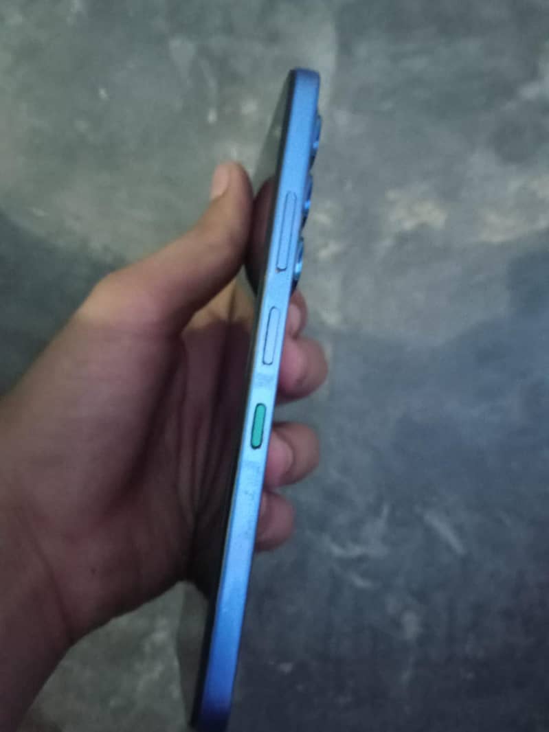 bluee 2