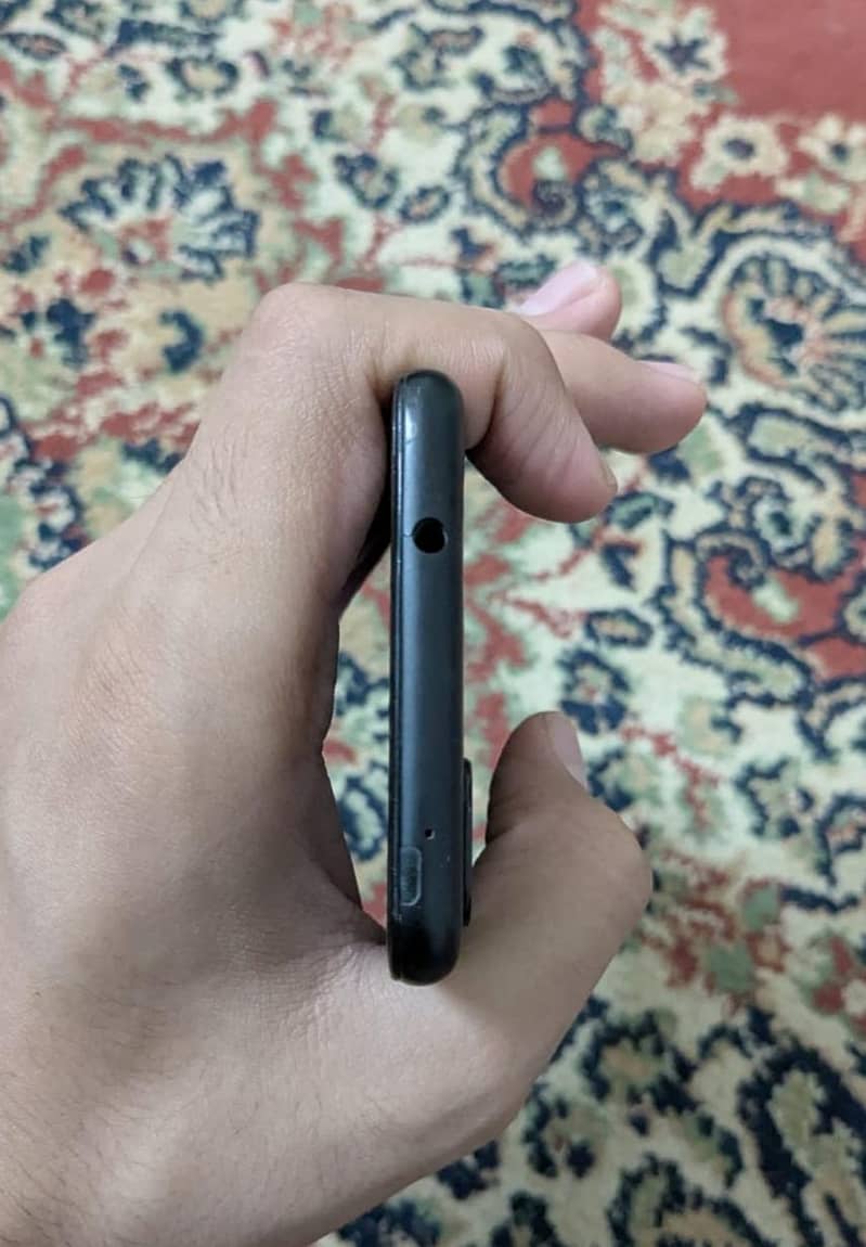 Google Pixel 4a. mint condition 3