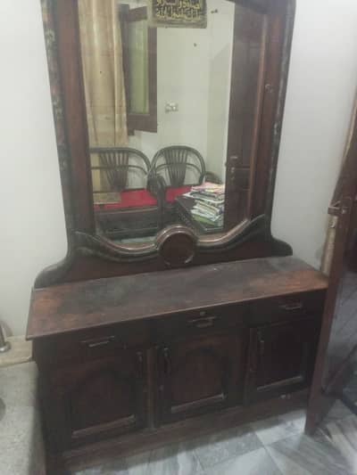 Dressing table for sale