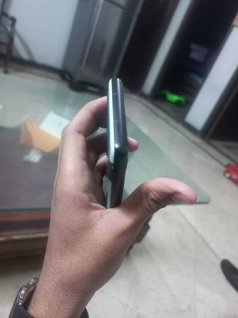 Google Pixel 6a 3