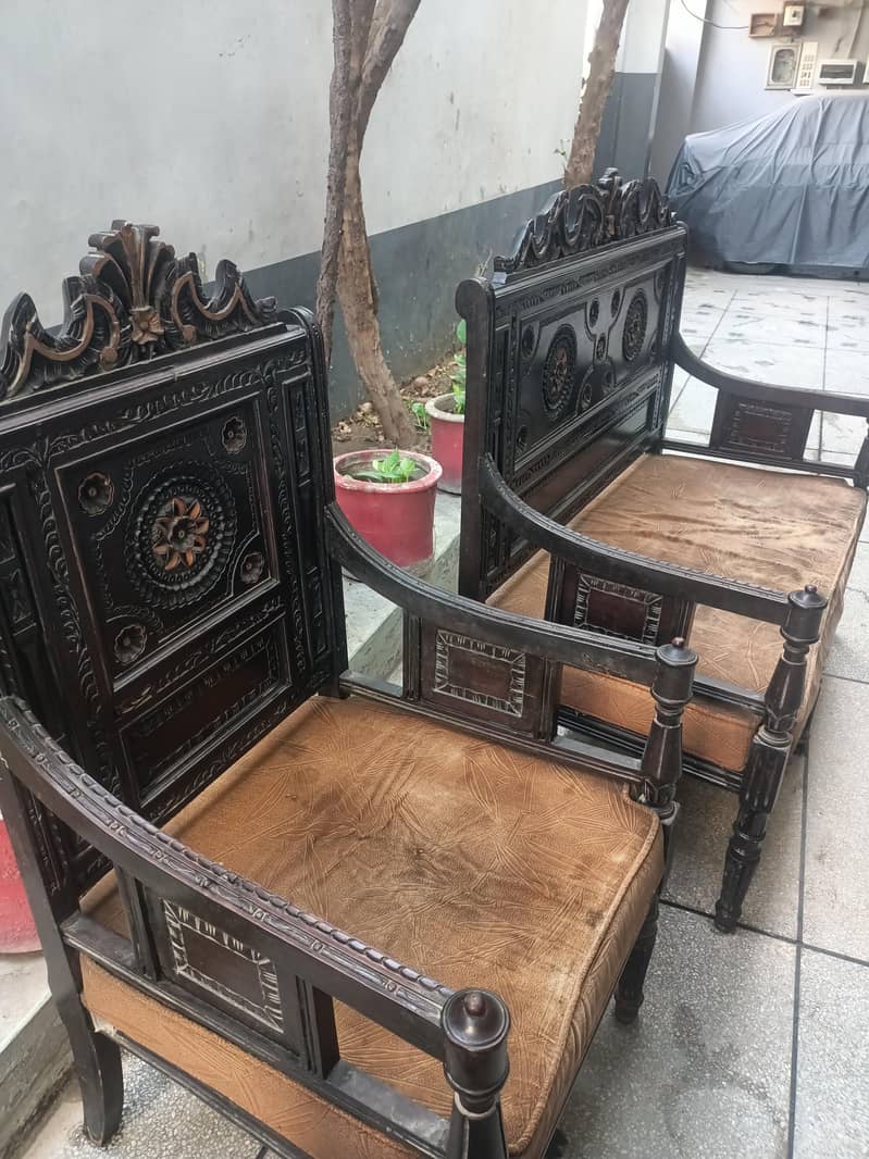 Solid Wood Traditional Chinioti Sofa Set 3