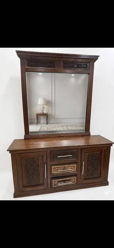 Chinioti dressing table