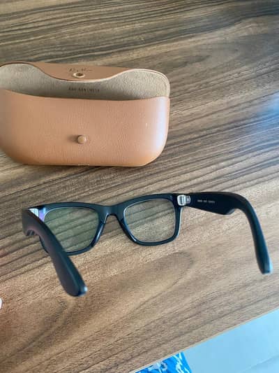 Meta Glasses V2