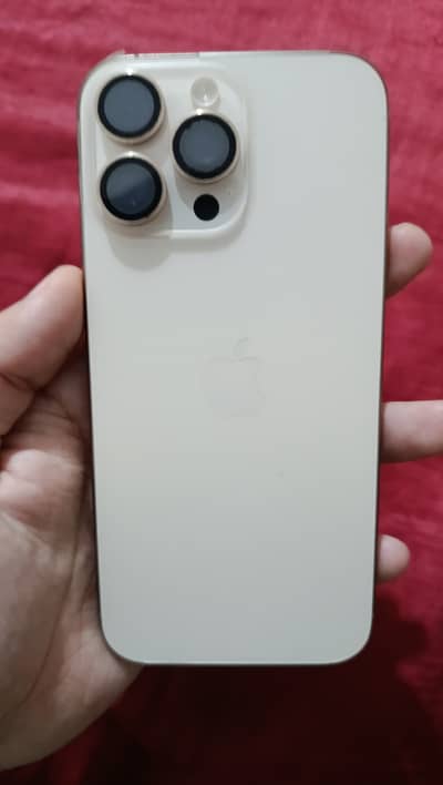 Apple iPhone 16 Pro Max