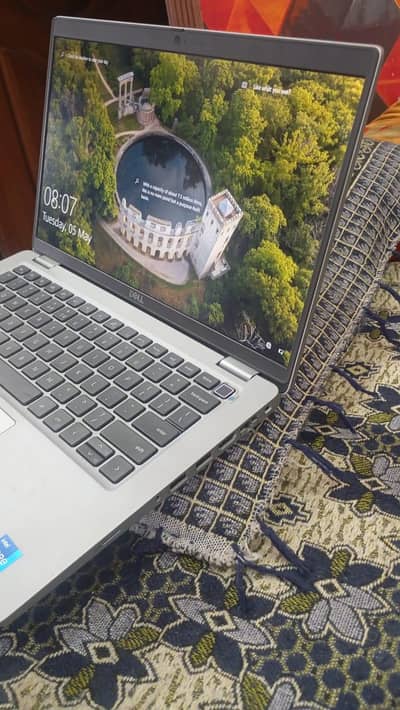 Dell latitude Core i7 11th Gen | 16GB RAM | 512 GB SSD |Win 10 Pro