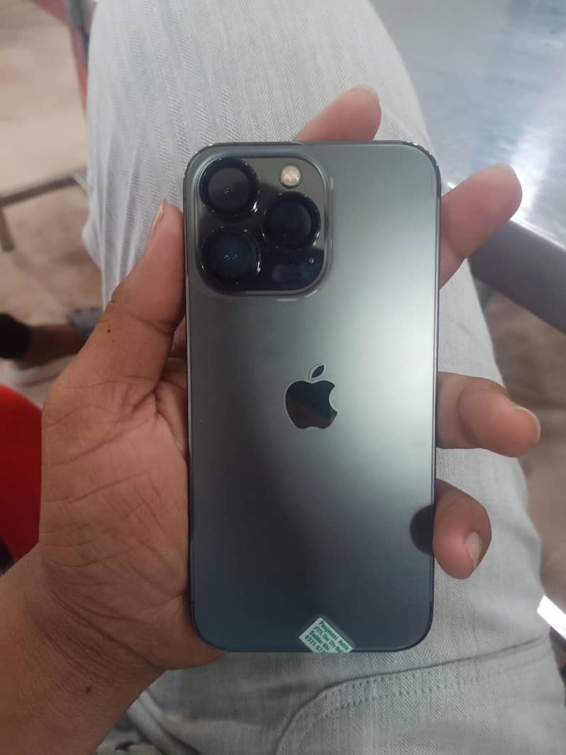 iPhone 13 Pro 0