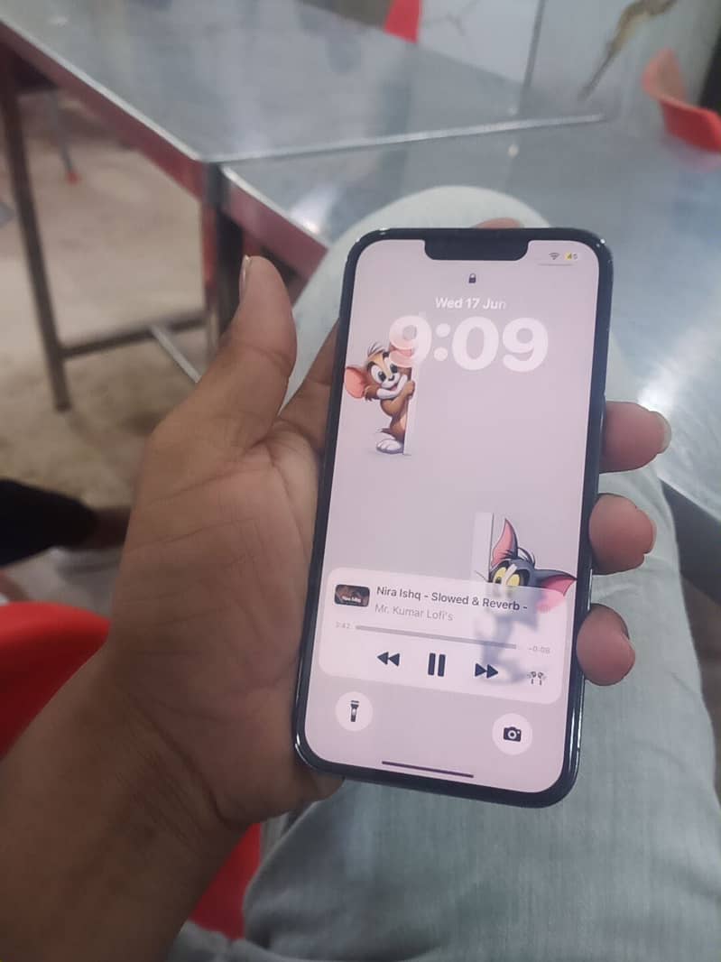 iPhone 13 Pro 2