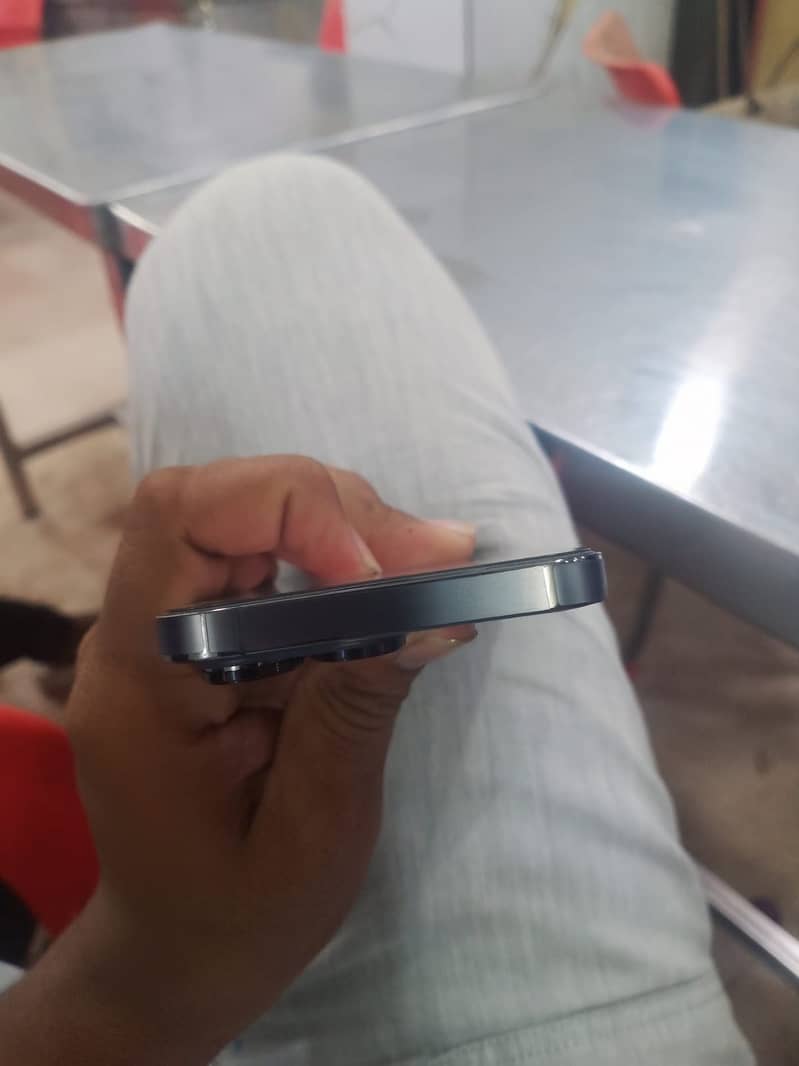 iPhone 13 Pro 3