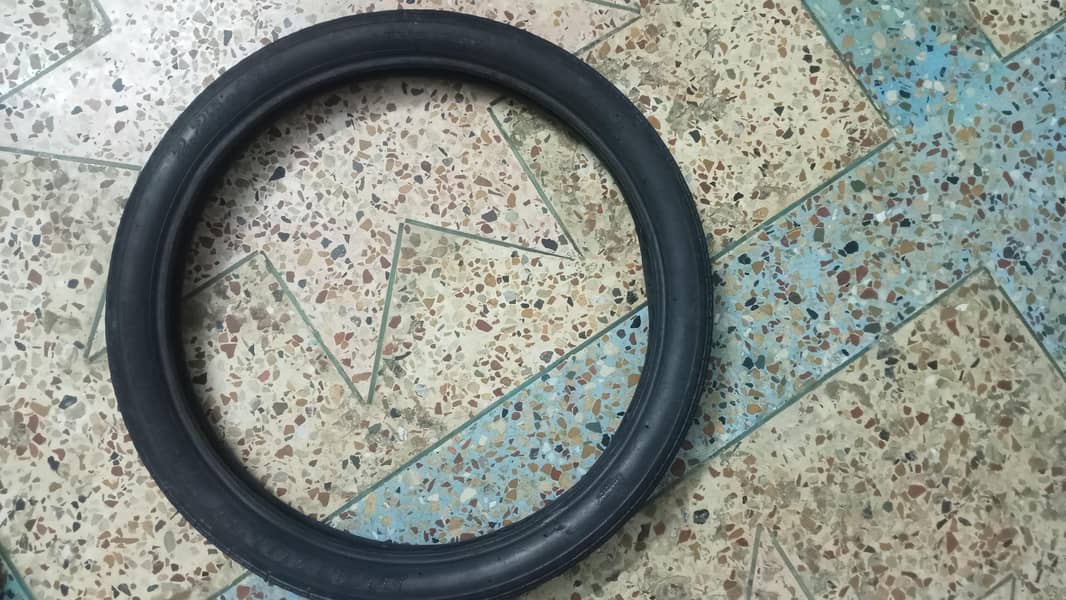 front tyre 0