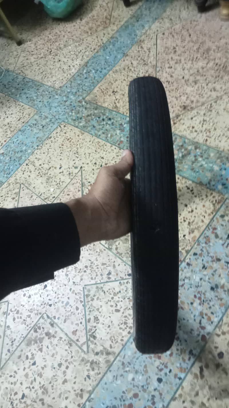 front tyre 3