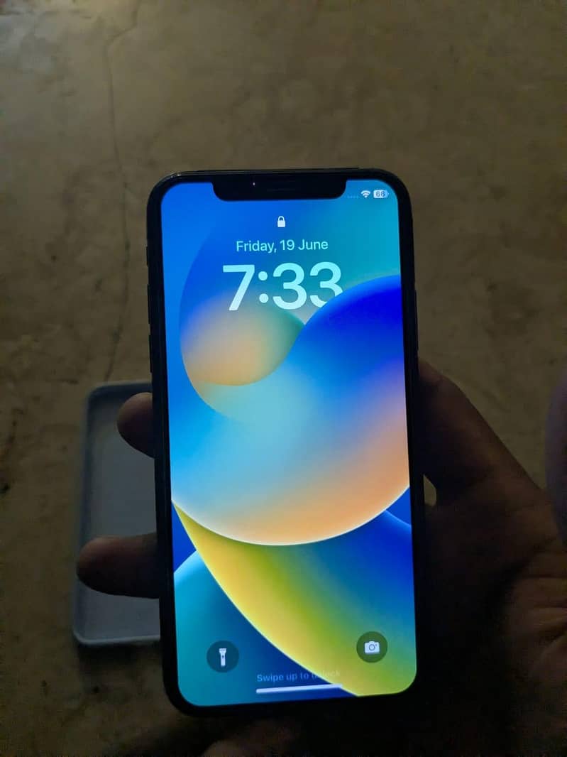 Apple iPhone X 0