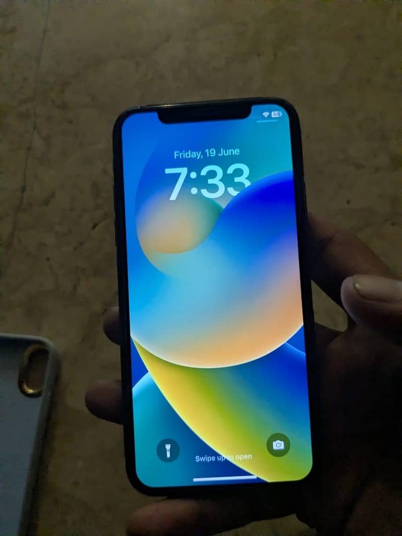 Apple iPhone X 3