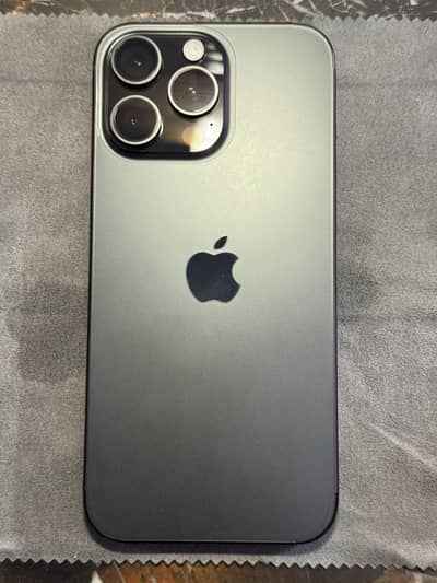 Apple iPhone 16 Pro Max