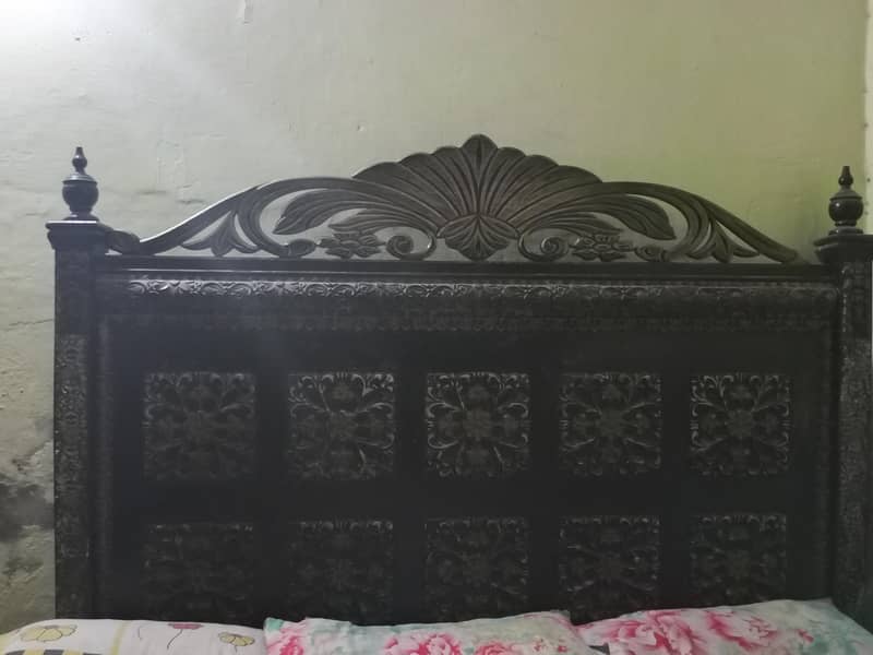 used bed 0