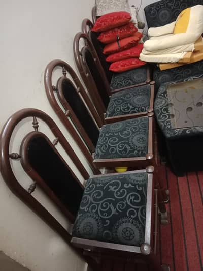 12 dinning chairs for sale (only chairs)
