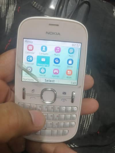 Nokia Asha 200 original impot dubai condition 10/10 perfect