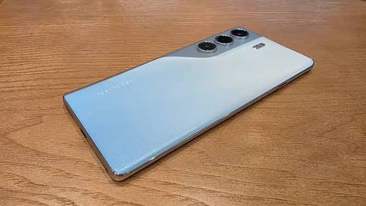Tecno CAMON 40 Pro
