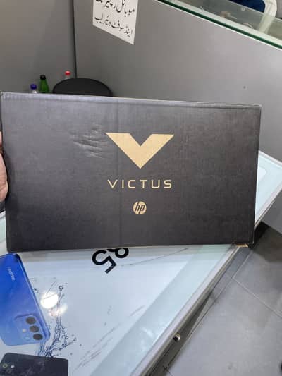 Victus by HP Gaming Laptop 15-fa2013c x