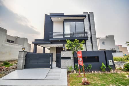 5 Marla House Available for Rent Prime Location