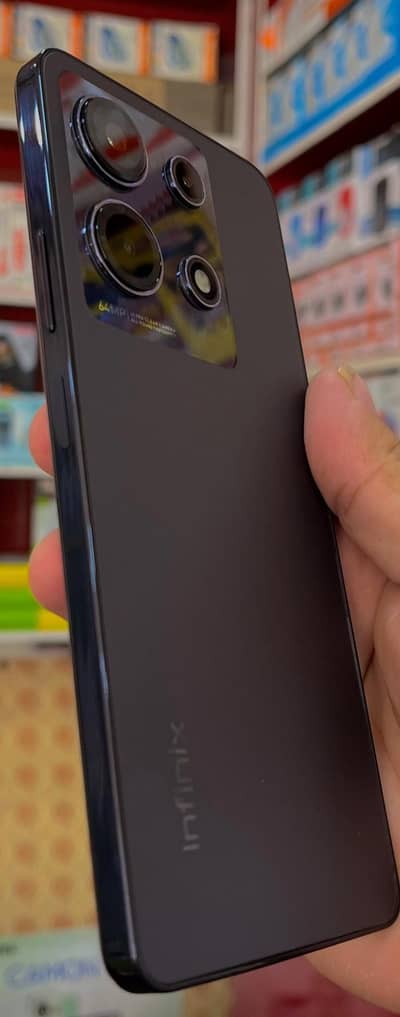 Infinix Note 30