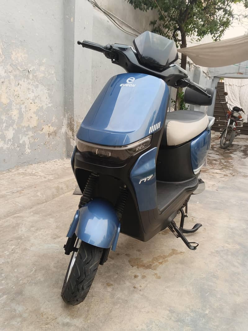 Scooty 1