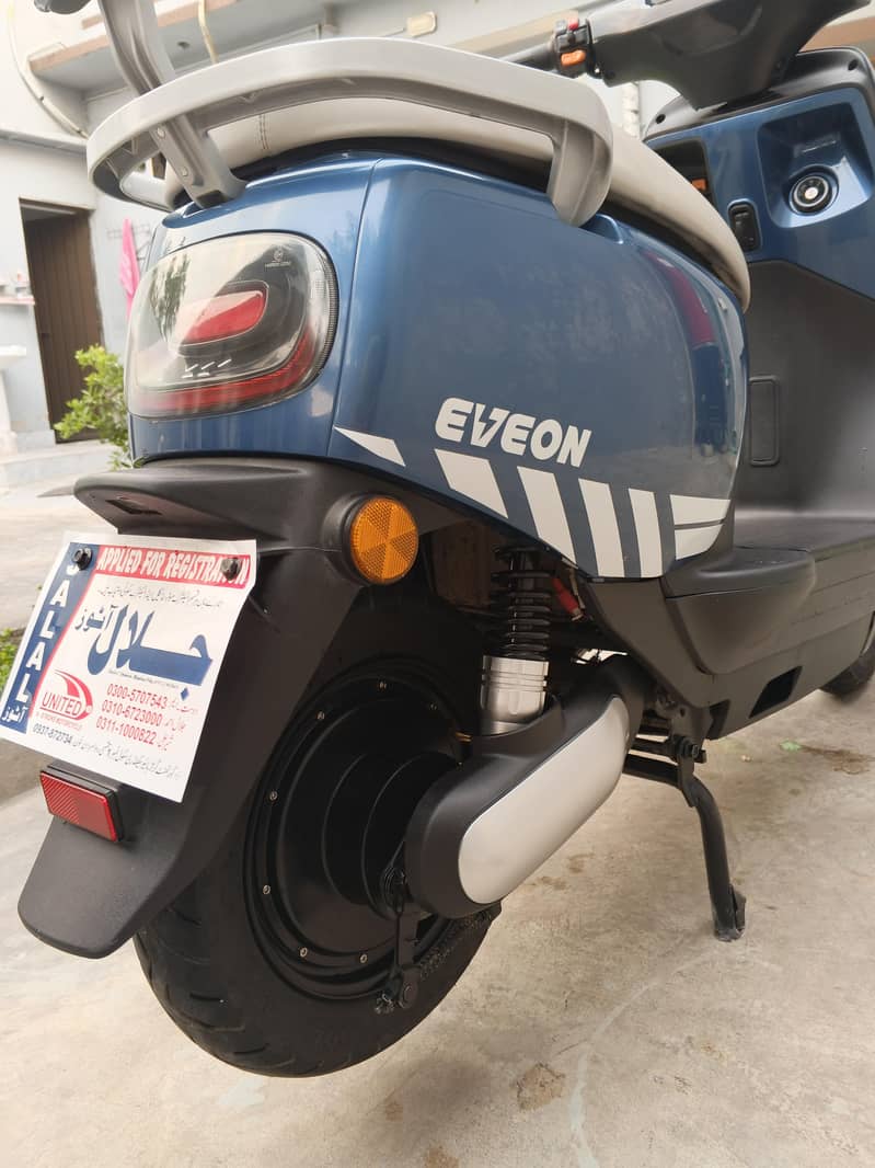 Scooty 6