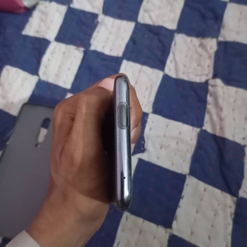 One Plus 7 Pro 3