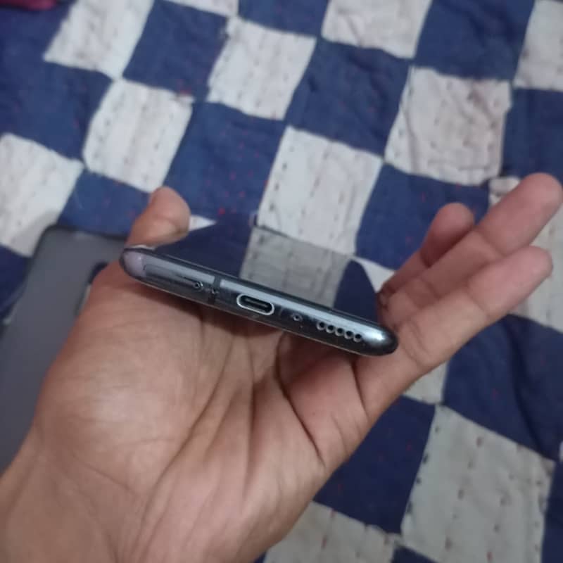 One Plus 7 Pro 4