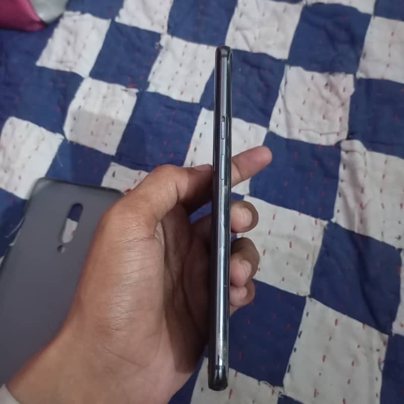 One Plus 7 Pro 5