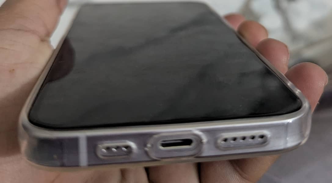Apple iPhone 14 3